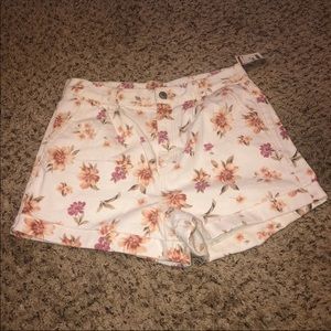 American Eagle Mom Shorts